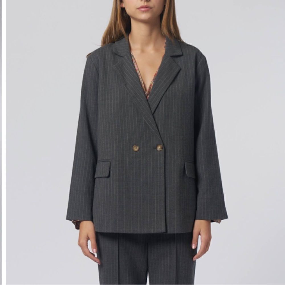 Nwt The Great. The Shlumpy Blazer Dark Gray Pinstripe Medium